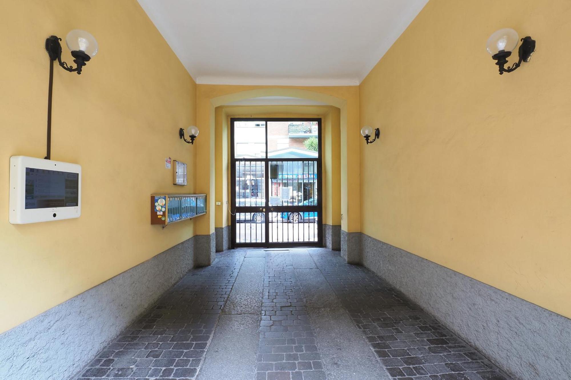 Primopiano - Rosmini Apartment มิลาน ภายนอก รูปภาพ